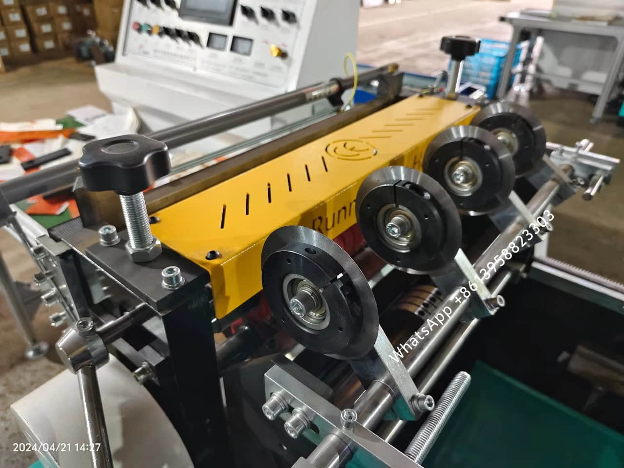 Máquina para fabricar bolsas con sellado central para laminación de bolsas alimentos y café MJ-350-B