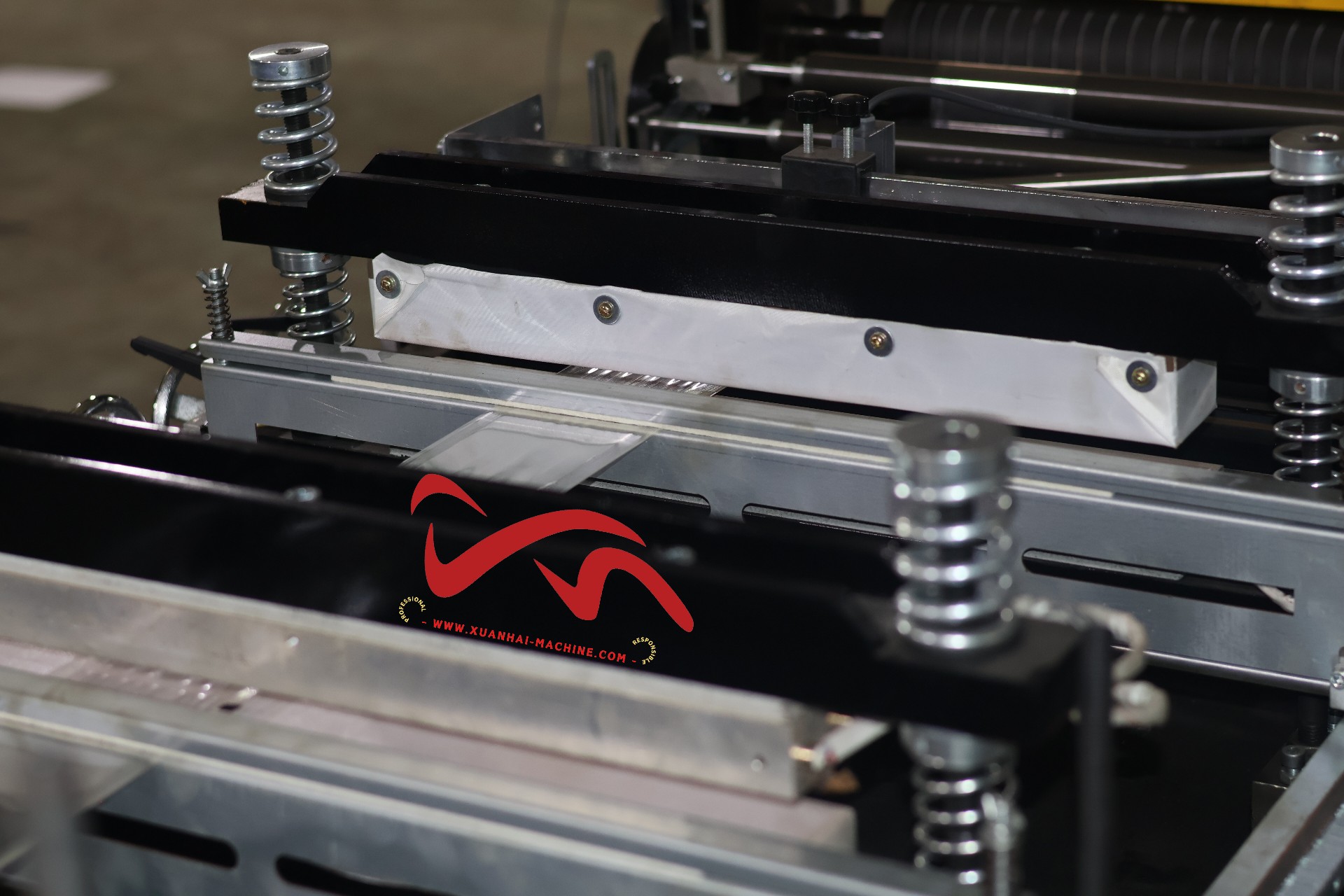 Máquina para fabricar bolsas - Sellado de tres lados SBF 500