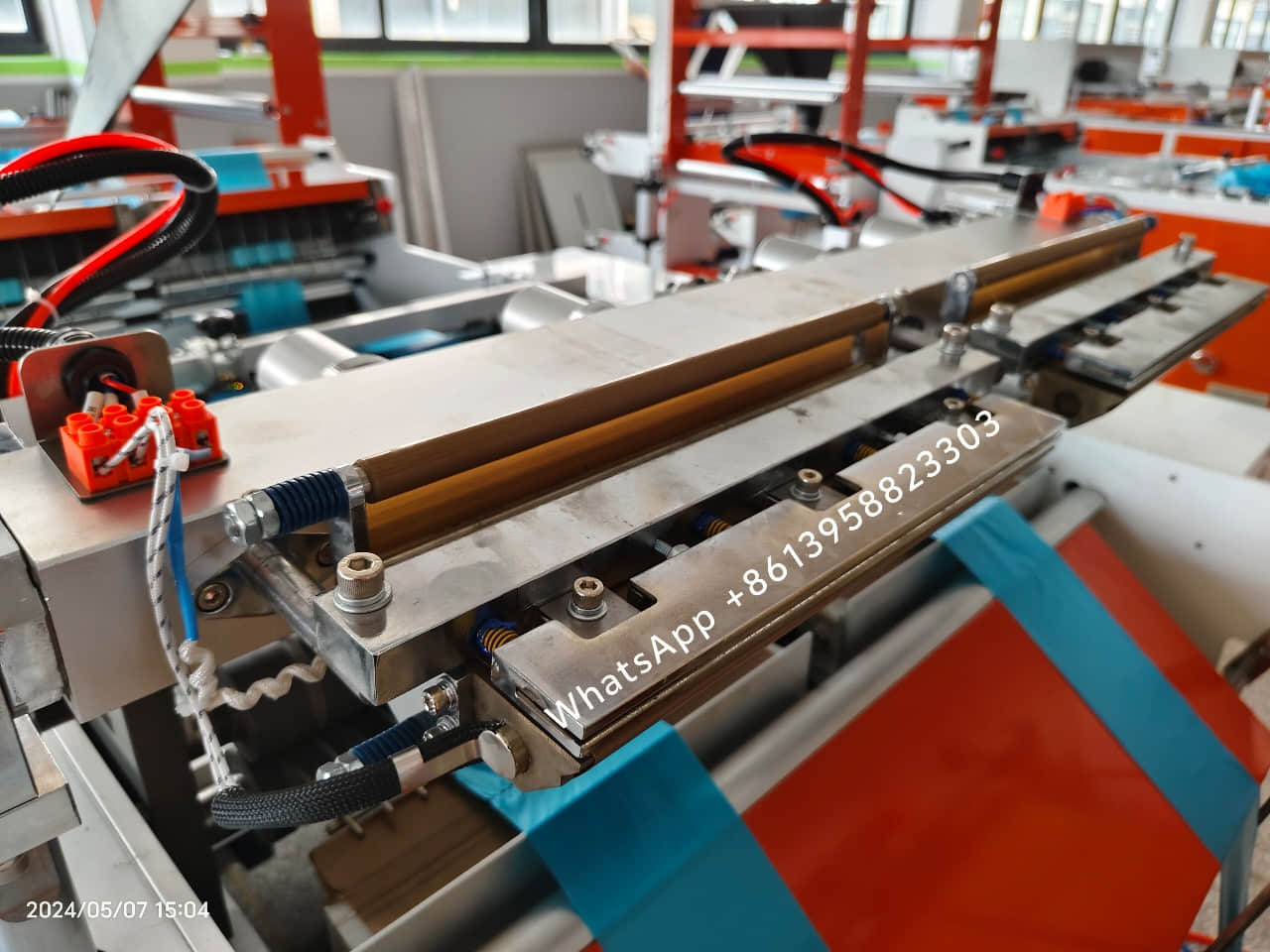 Máquina automática para fabricar bolsas de basura con sellado de estrella rodante y sin paradas