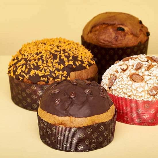 Máquina automática para hacer panettone redondo con moldes de papel para hornear magdalenas