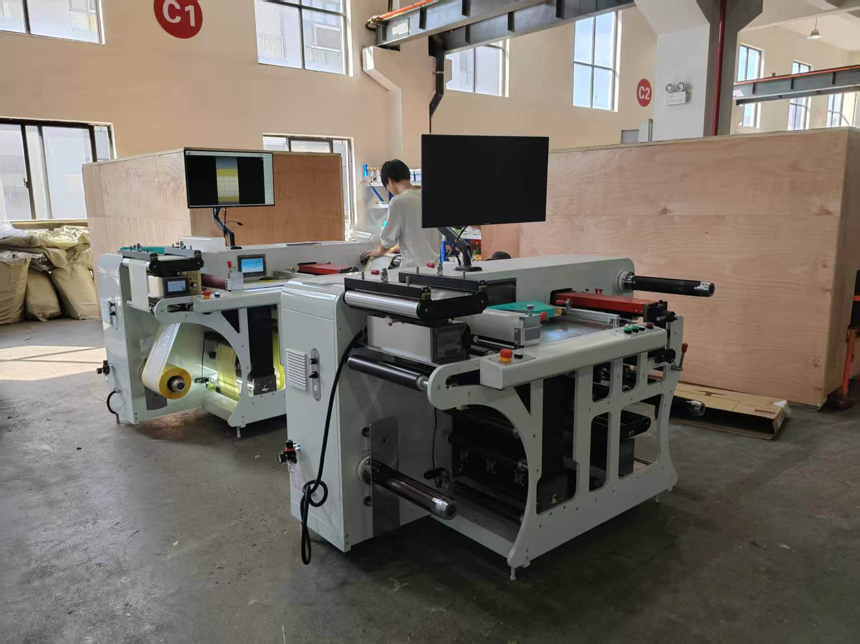 Inspección de calidad de etiquetas: tecnología esencial para una producción de etiquetas sin defecto