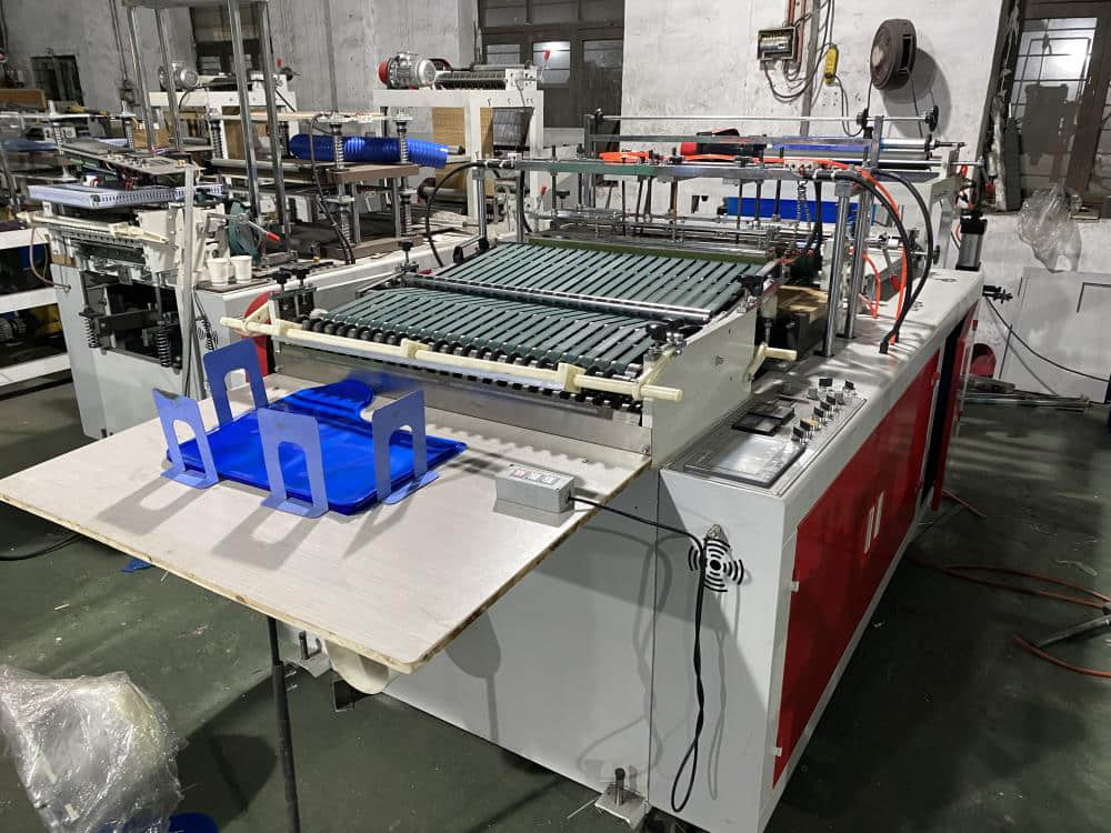 Máquina para fabricar fundas desechables de plástico PE para botas, tamaño 38-45, impermeables