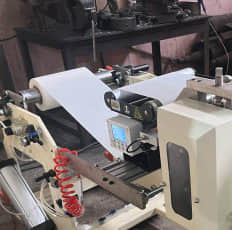 Máquina automática para fabricar bolsas de papel de filtro de café cónicas